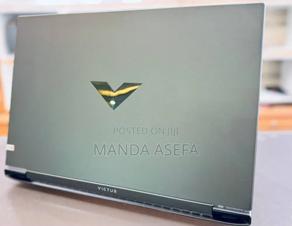 New Laptop HP Victus 16 16GB Intel Core i7 SSD 1T