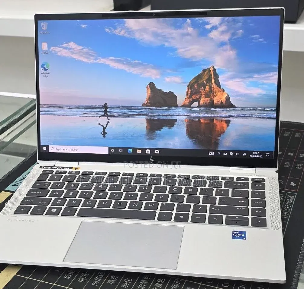 New Laptop HP EliteBook 1040 G8 32GB Intel Core i7 SSD 1T