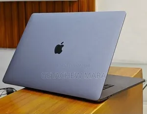 New Laptop Apple MacBook 2018 32GB Intel Core i9 SSD 2T