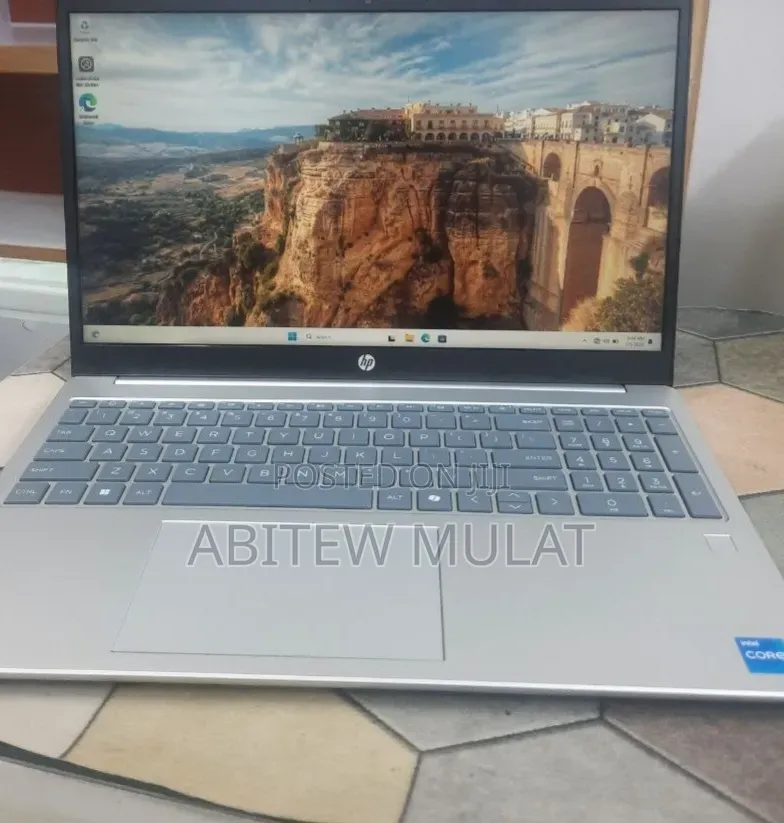 New Laptop HP Stream Notebook 16GB Intel Core i5 SSD 1T