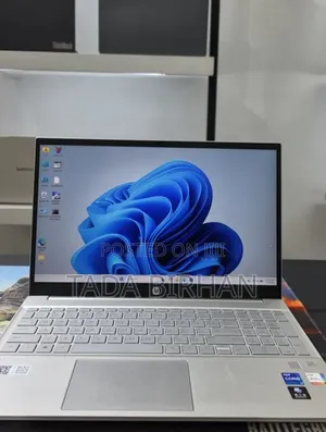 New Laptop HP Stream Notebook 16GB Intel Core i5 SSD 512GB