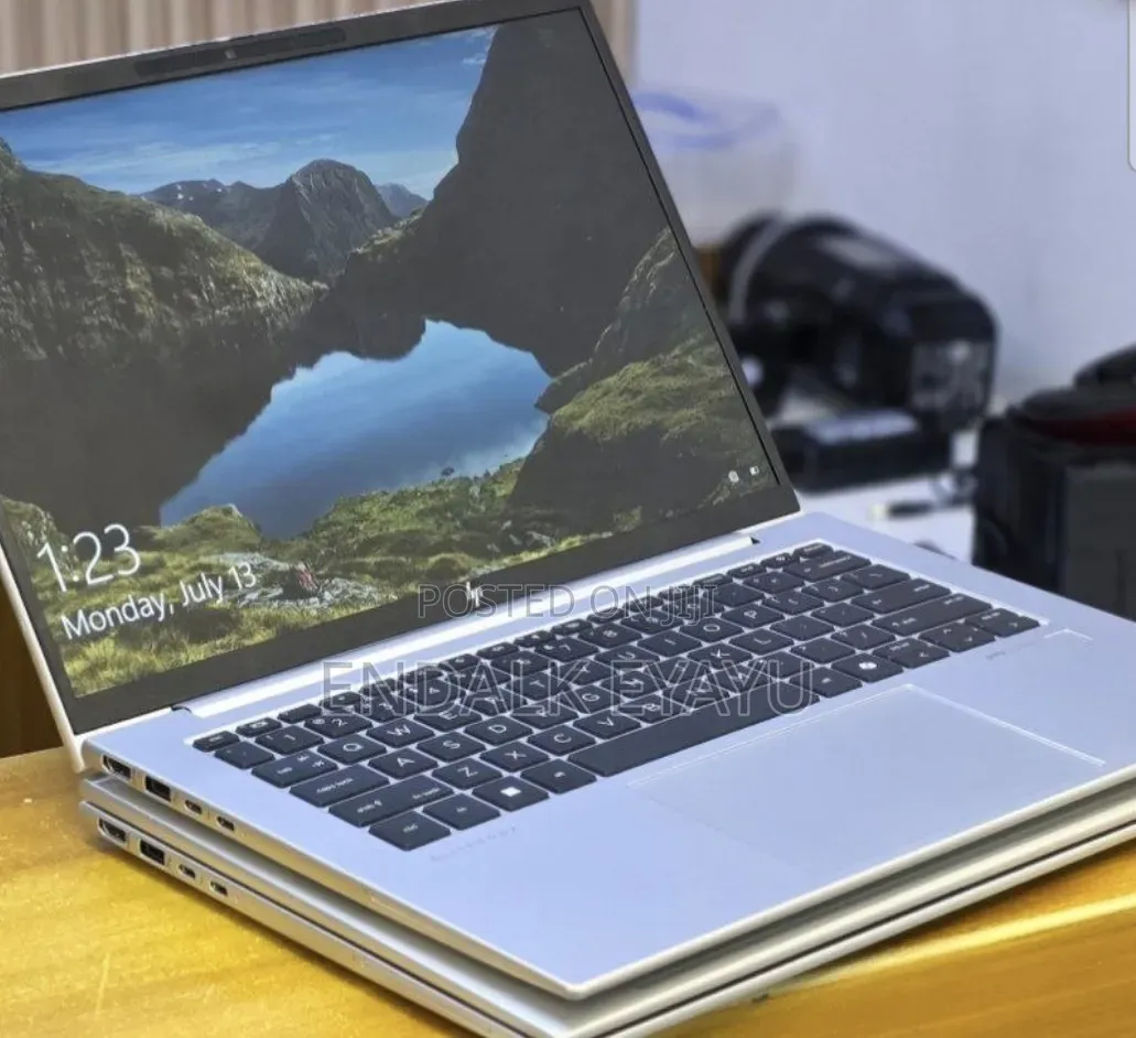 New Laptop HP EliteBook 840 G11 16GB Intel Core Ultra 7 SSD 512GB