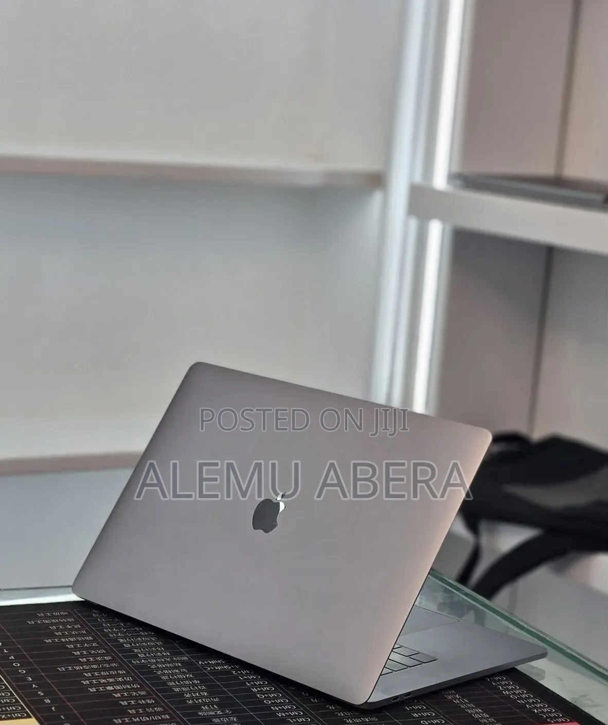 New Laptop Apple MacBook Pro 2018 32GB Intel Core i7 SSD 1T