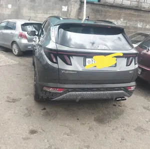 Hyundai Tucson 2023 Gray