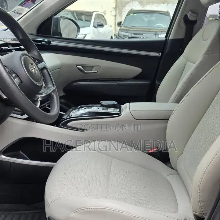Hyundai Tucson 2023 Gray
