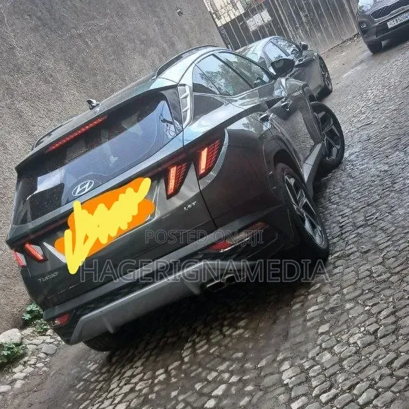 Hyundai Tucson 2023 Gray