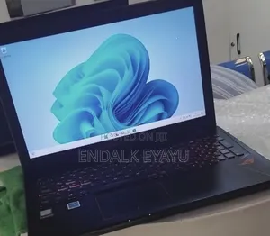 New Laptop Asus 8GB Intel Core i5 SSD 256GB