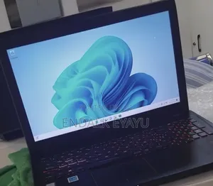 New Laptop Asus 8GB Intel Core i5 SSD 256GB