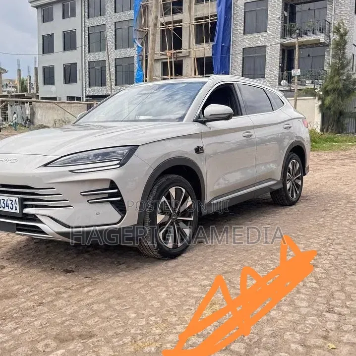 BYD Song Plus DM-i 2025 Ivory