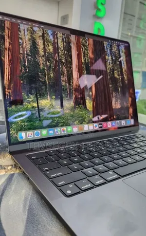 New Laptop Apple MacBook Pro 2023 M3 Pro 18GB Apple M3 Pro SSD 512GB