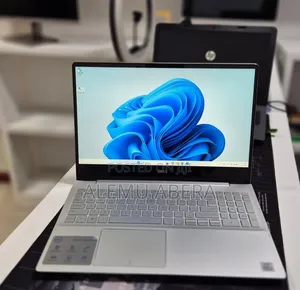 New Laptop Dell Inspiron 15 8GB Intel Core i5 SSD 256GB