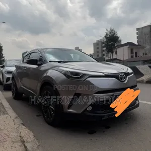 Toyota C-HR 2020 Gray