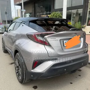Toyota C-HR 2020 Gray