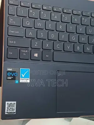 New Laptop Asus ZenBook Flip 14 UX461UA 16GB Intel Core i7 SSD 512GB