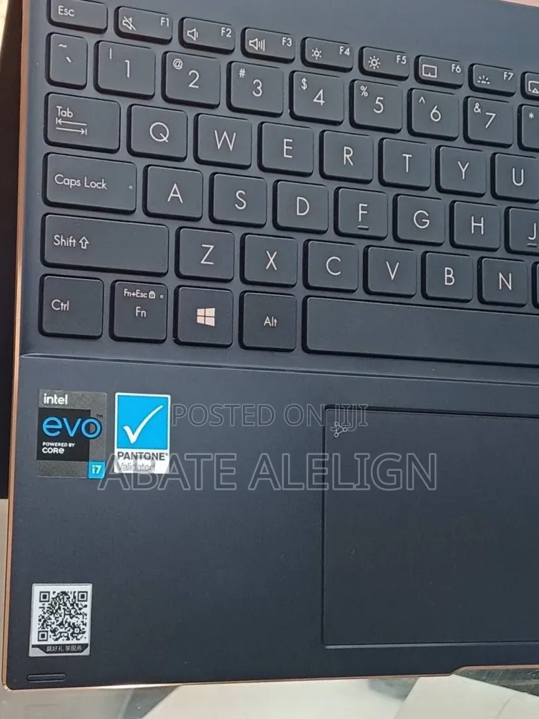 New Laptop Asus ZenBook Flip 14 UX461UA 16GB Intel Core i7 SSD 512GB