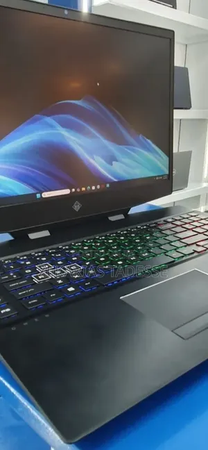New Laptop HP Omen 17 16GB Intel Core i7 SSD 512GB