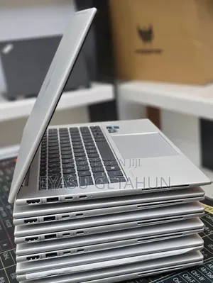 New Laptop HP EliteBook 840 G9 16GB Intel Core i7 SSD 512GB