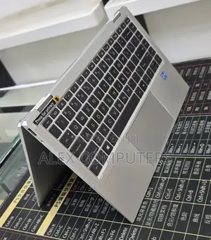New Laptop HP EliteBook 1040 G8 32GB Intel Core i7 SSD 512GB