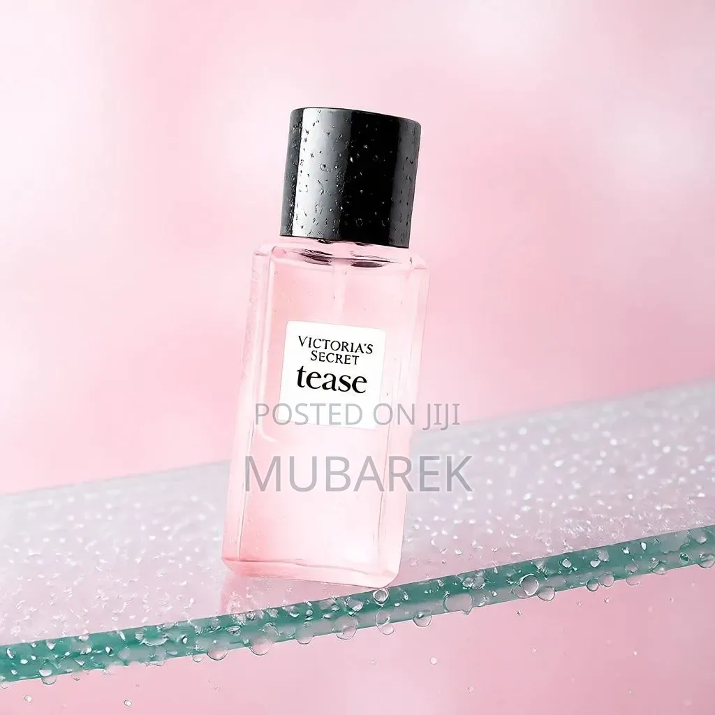 Victoria's Secret Tease Black Vanilla and Pear Spray
