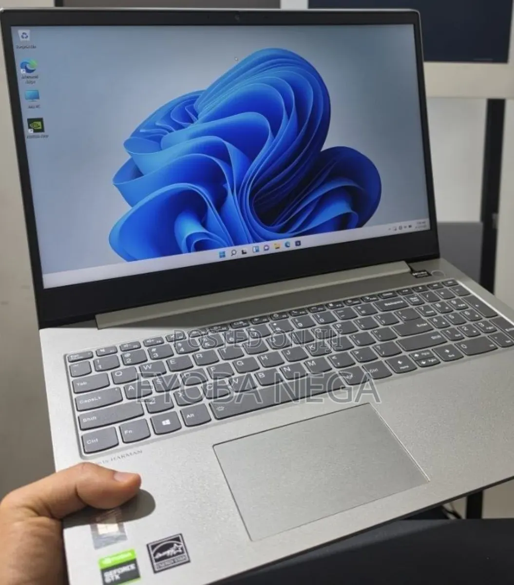 New Laptop Lenovo ThinkBook 15 16GB Intel Core i5 SSD 512GB