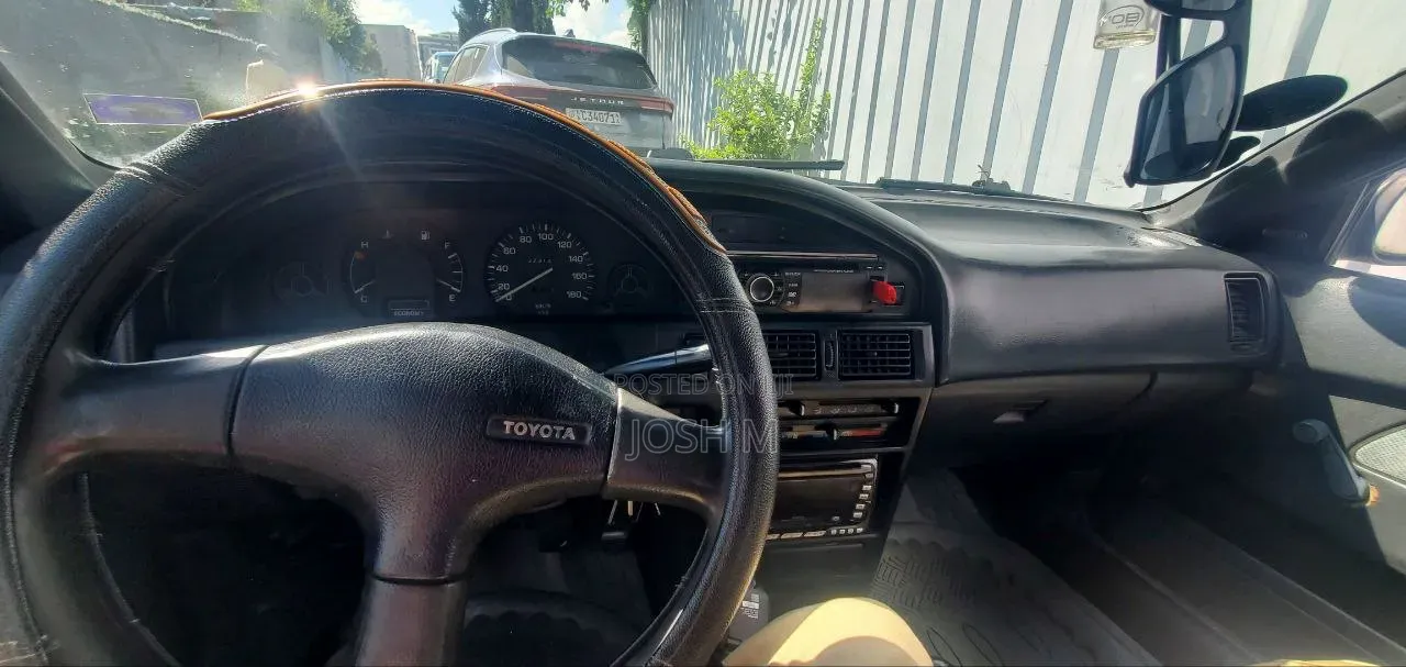 Toyota Corolla 1991 Beige