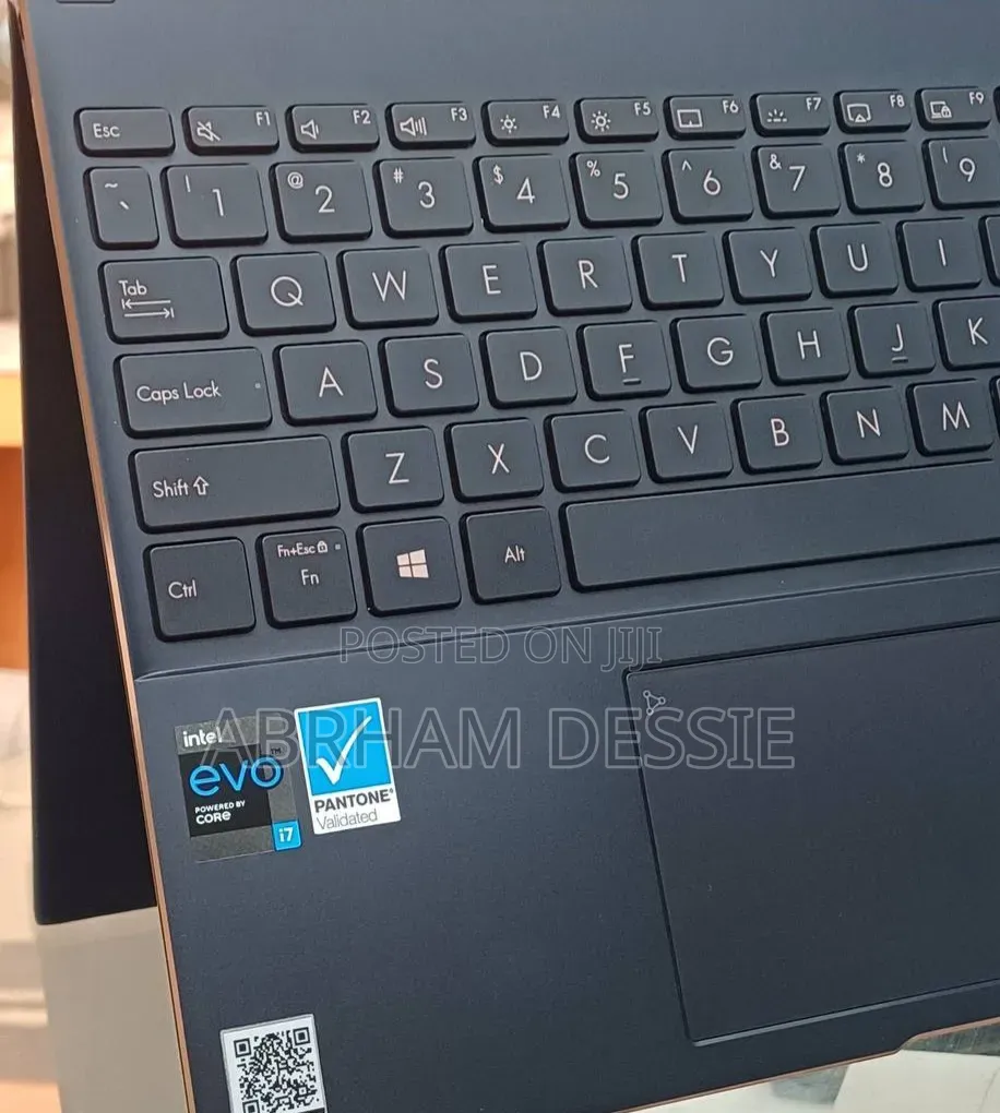 New Laptop Asus 16GB Intel Core i7 SSD 512GB