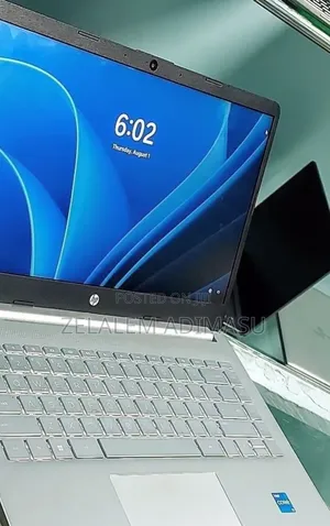 New Laptop HP Stream Notebook 8GB Intel Core i3 SSD 256GB