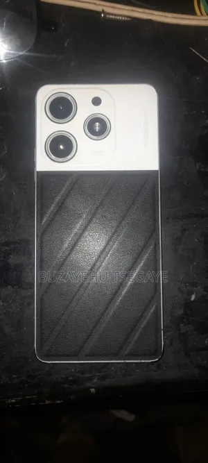 New Tecno Spark 10 Pro 256 GB White