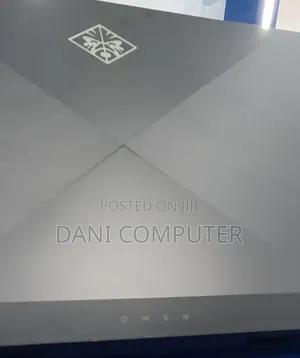 New Laptop HP Omen 17 16GB Intel Core i7 SSD 512GB