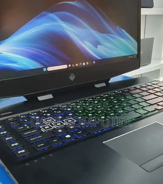 New Laptop HP Omen 17 16GB Intel Core i7 SSD 512GB