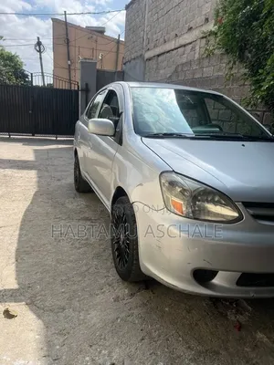 Toyota Platz 2004 Silver