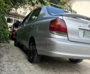 Toyota Platz 2004 Silver