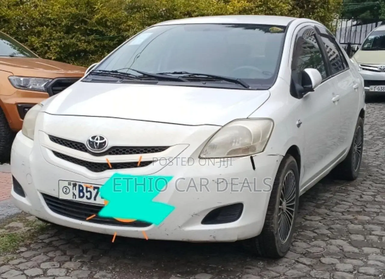 Toyota Yaris 2008 White