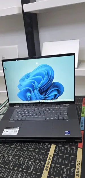 New Laptop HP OmniBook Ultra Flip 16" 16GB Intel Core Ultra 7 SSD 1T