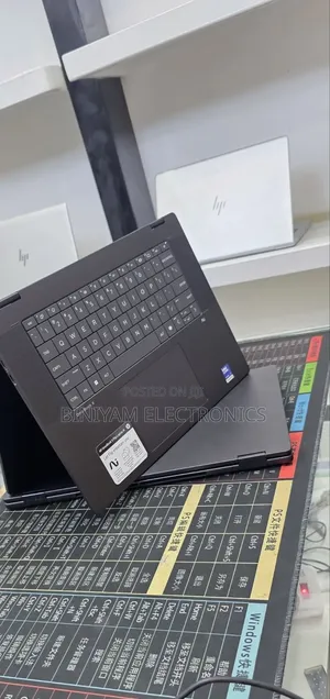 New Laptop HP OmniBook Ultra Flip 16" 16GB Intel Core Ultra 7 SSD 1T