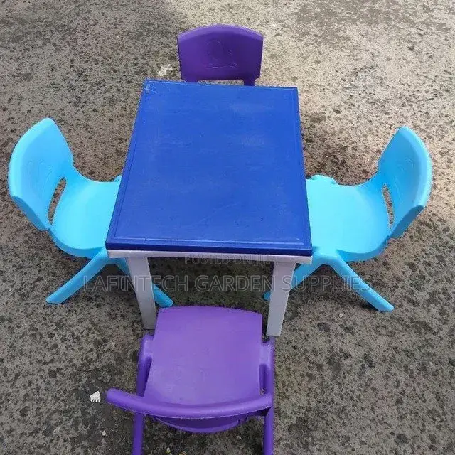 Children's Kids Table (Kindergarten, Day Care and at Home) ,የልጆች ጠረጼዛ
