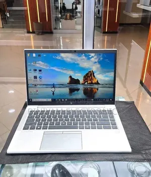 New Laptop HP EliteBook 840 G8 16GB Intel Core i5 SSD 512GB