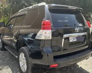 Toyota Land Cruiser 2013 Black