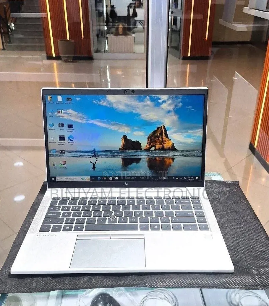 New Laptop HP EliteBook 840 G7 8GB Intel Core i5 SSD 512GB
