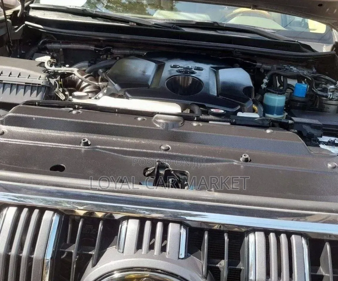 Toyota Land Cruiser Prado 2021 Brown