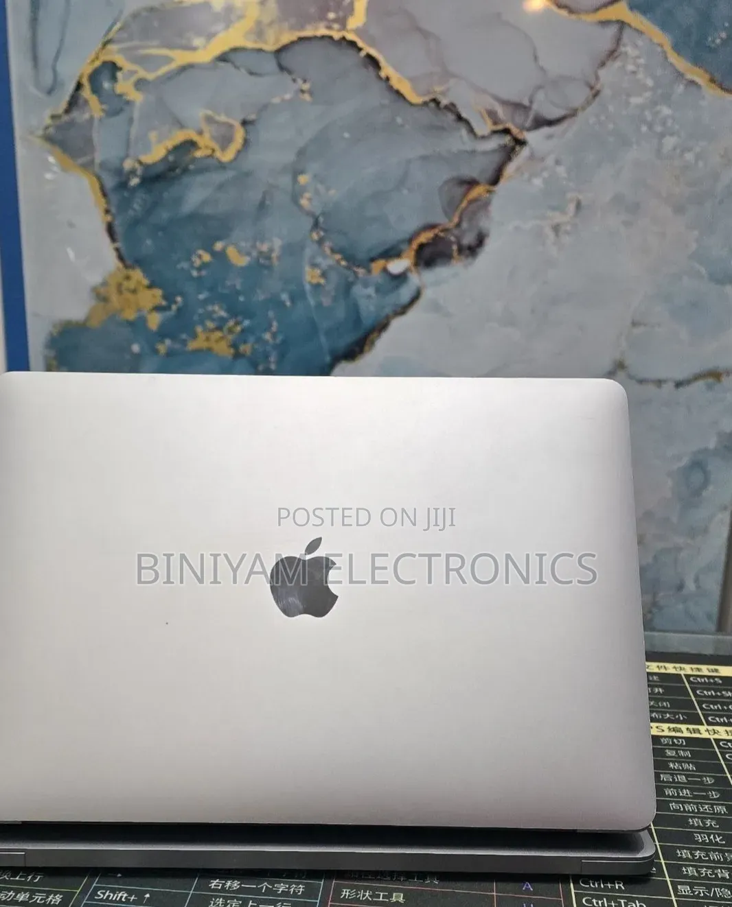 New Laptop Apple MacBook Air 2020 M1 8GB Apple M1 Max SSD 256GB