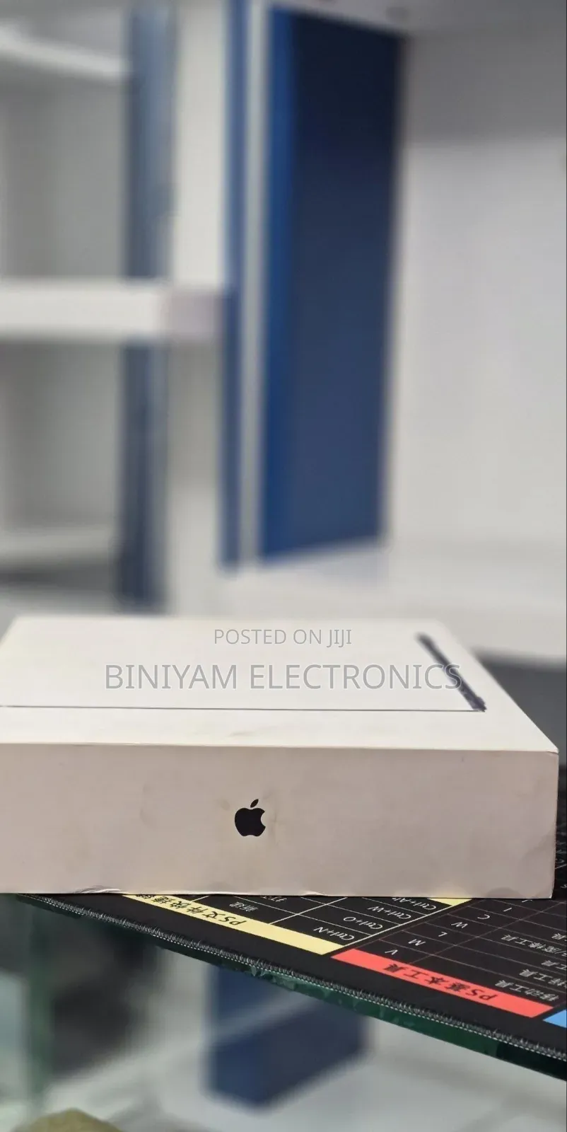 New Laptop Apple MacBook Air 2025 M4 16GB Apple M4 Max SSD 256GB