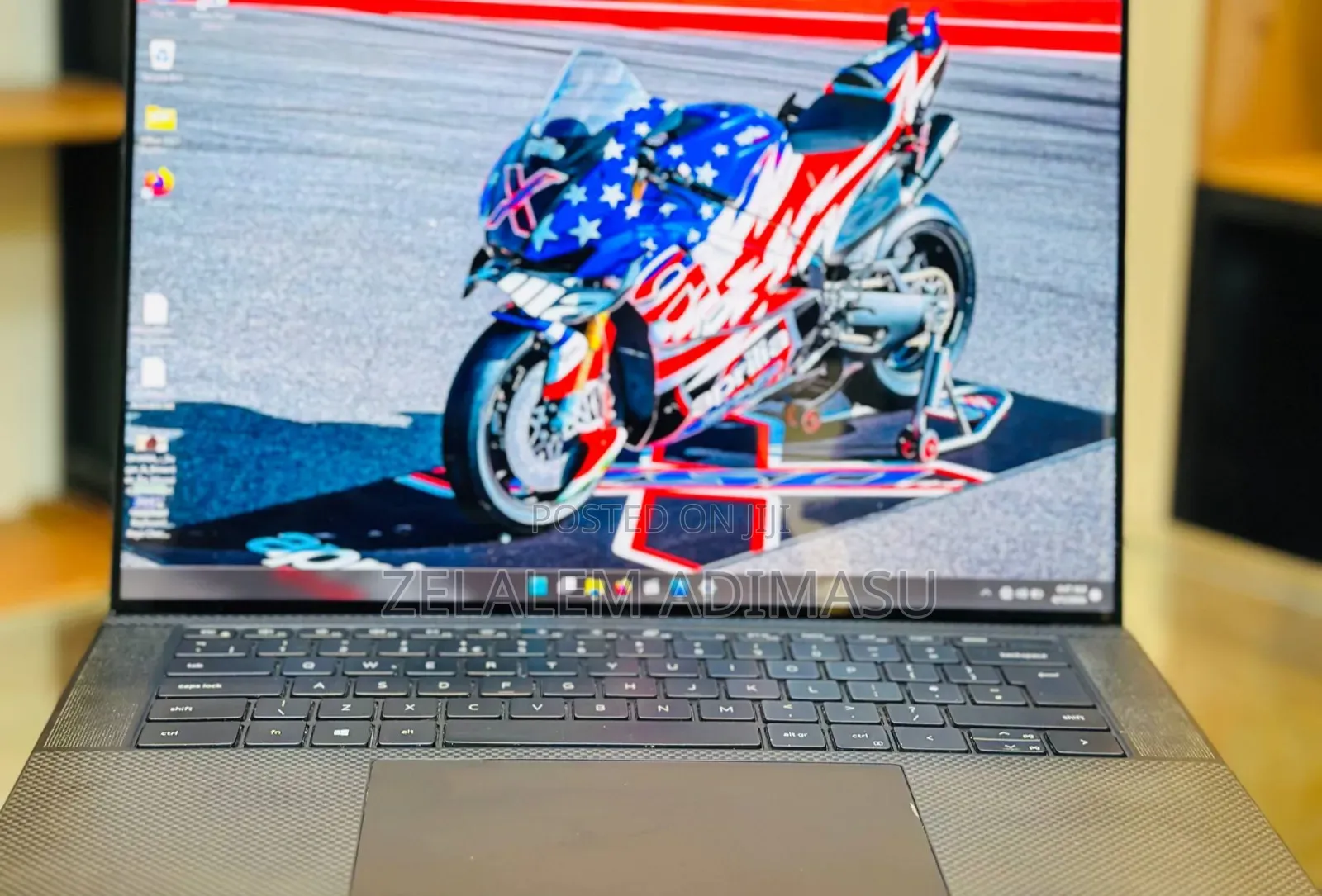New Laptop Dell Precision 5560 16GB Intel Core i7 SSD 512GB