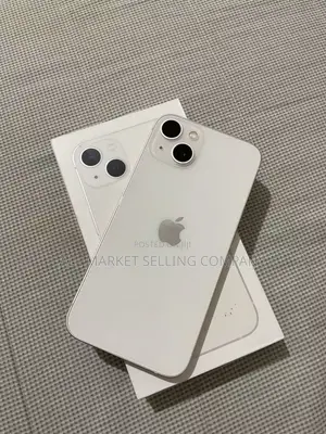 Apple iPhone 13 128 GB White