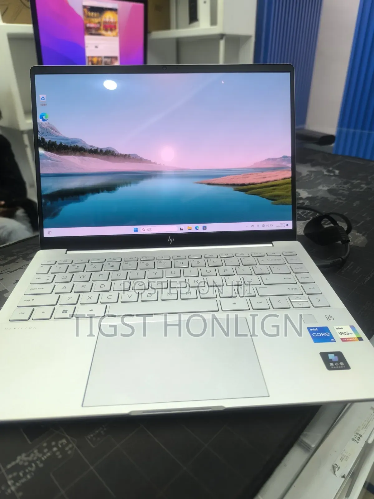New Laptop HP Pavilion 13 16GB Intel Core i5 SSD 1T