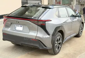 Toyota bZ4X 2023 Gray