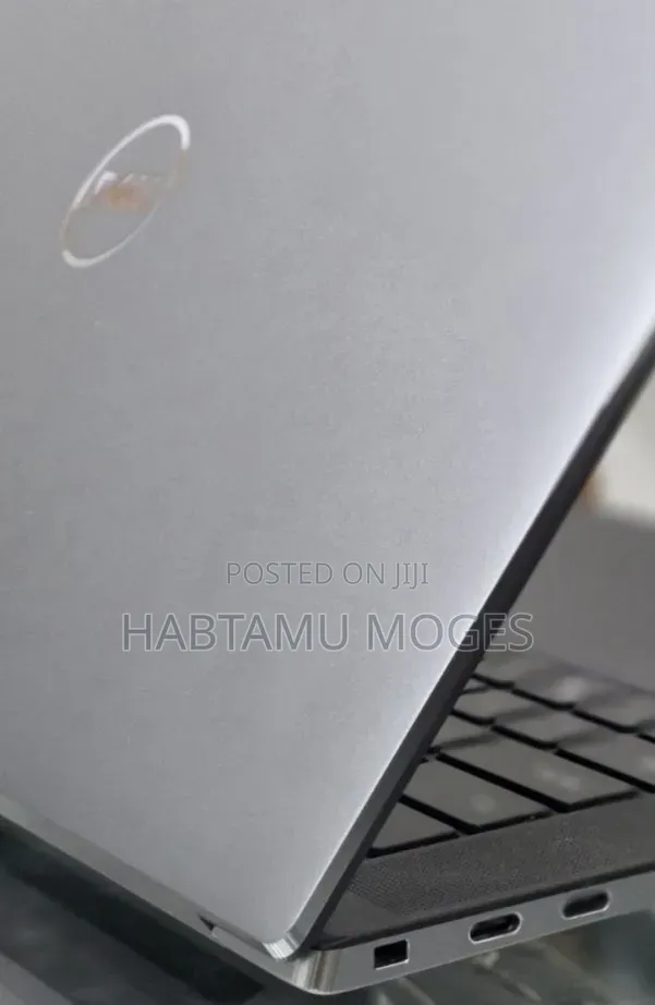 New Laptop Dell Precision 5550 16GB Intel Core i7 SSD 512GB
