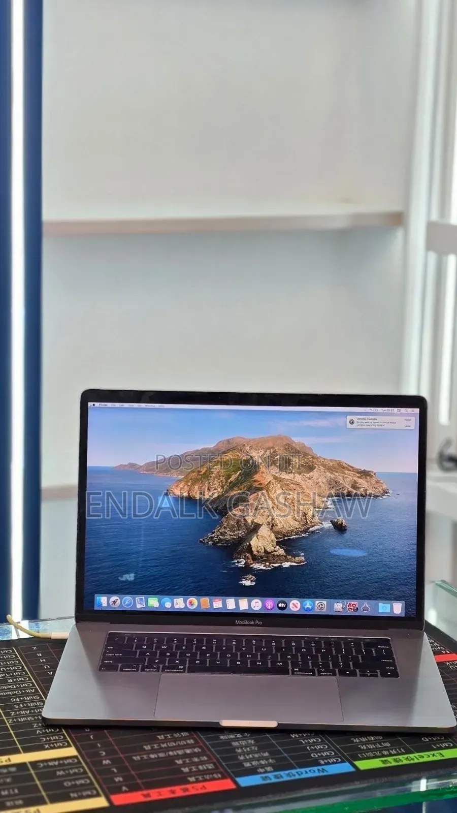 New Laptop Apple MacBook Pro 2018 32GB Intel Core i7 SSD 1T