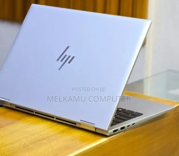 New Laptop HP Elitebook 830 G11 16GB Intel Core Ultra 7 SSD 512GB