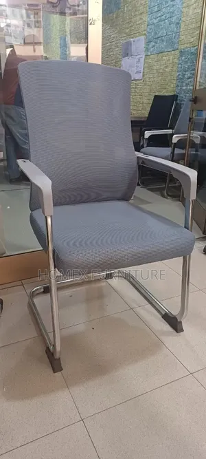 Comfortable Visitors Chair